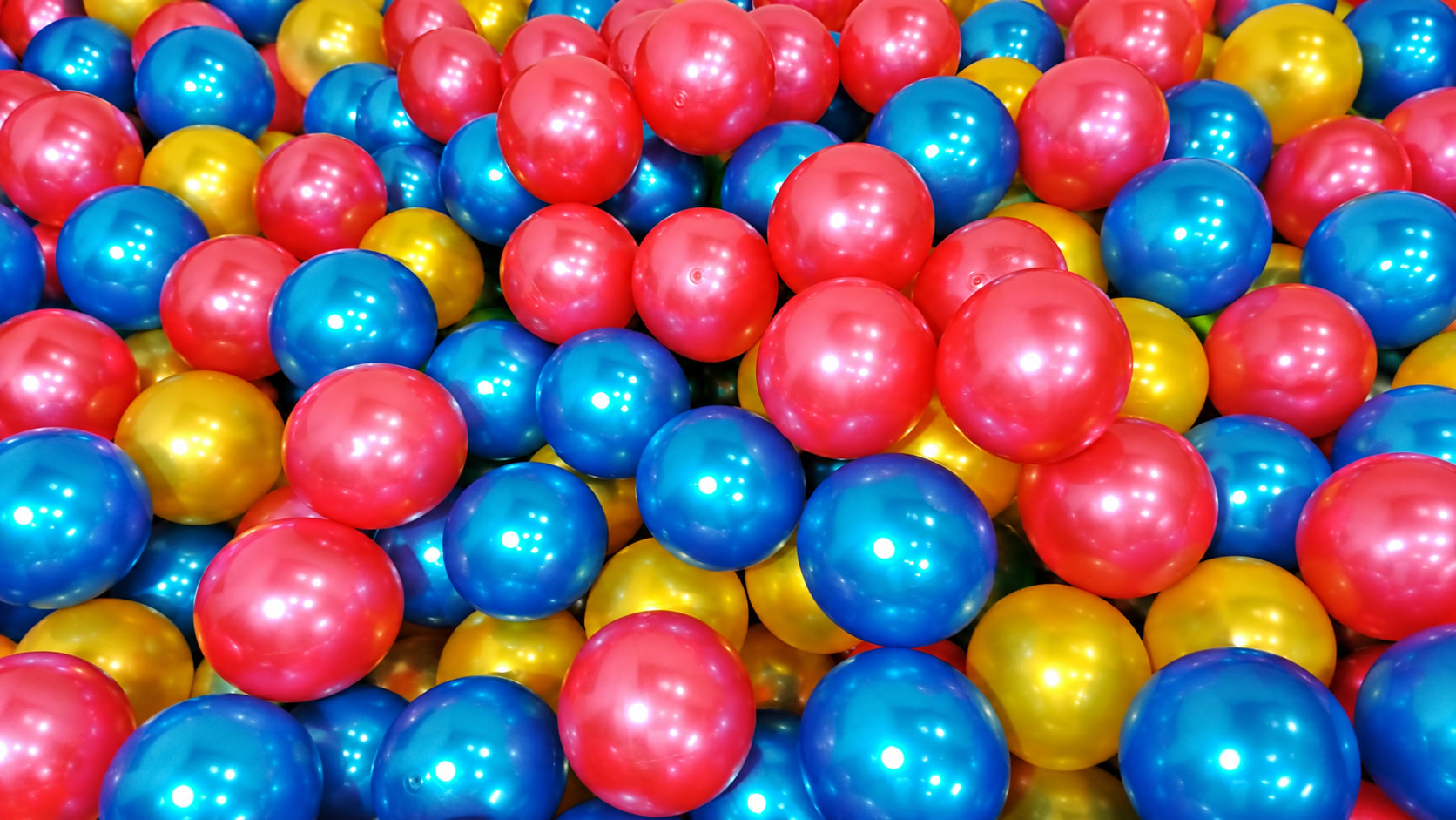 Bolas 25cm e 40 cm – Cores Sortidas